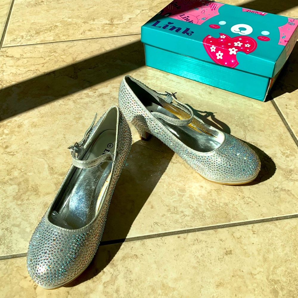 DO NOT BUY! AB Crystals Embellished Mules